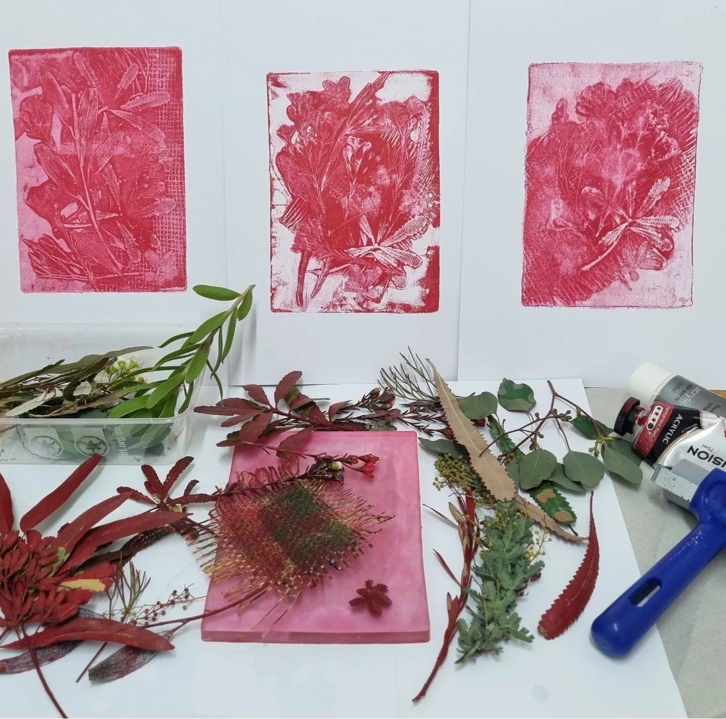 Banksia Leaves in Silver and Red